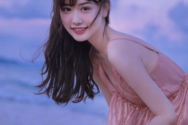 Li she scolded and roared, almost all over Tianmen City, hiding in the house. At this time, the people couldn't help but get excited and burst into tears when they heard Li she's voice.